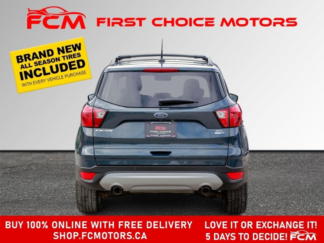 2019 Ford Escape SEL 4WD Photo