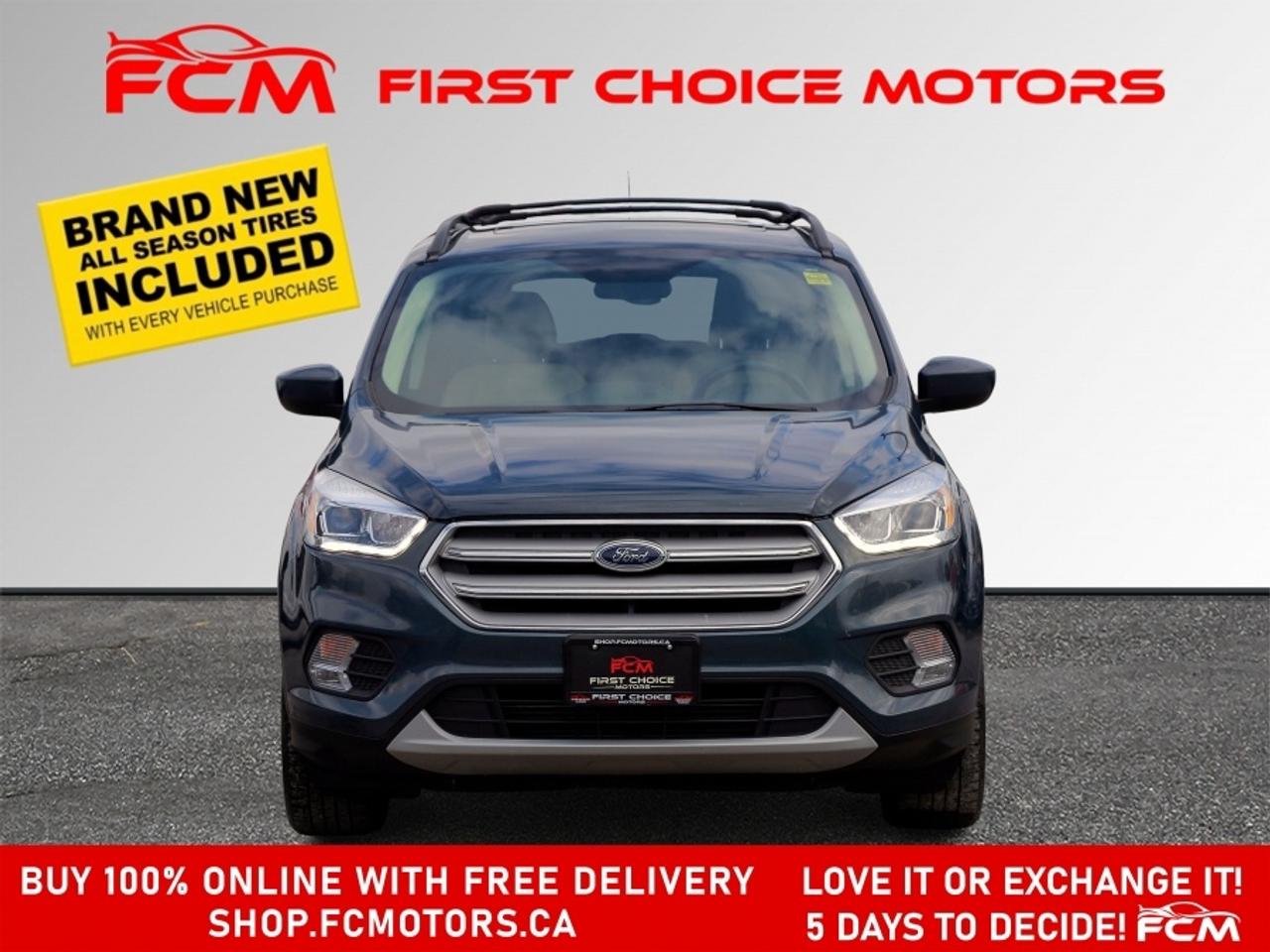 2019 Ford Escape SEL 4WD Photo