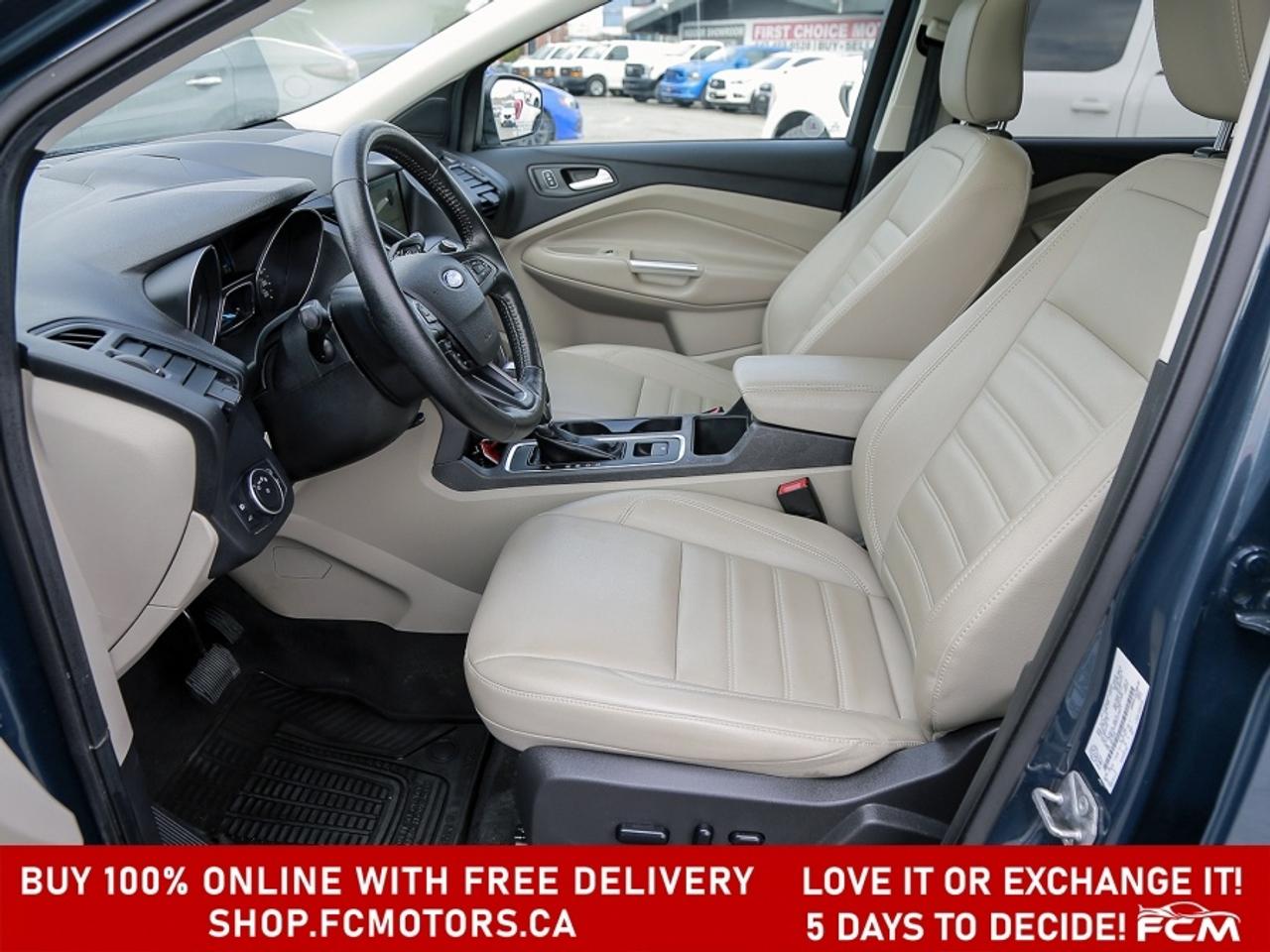 2019 Ford Escape SEL 4WD Photo