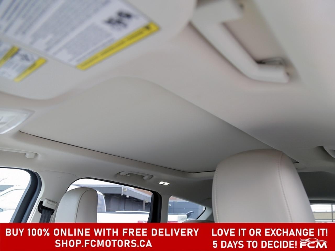 2019 Ford Escape SEL 4WD Photo