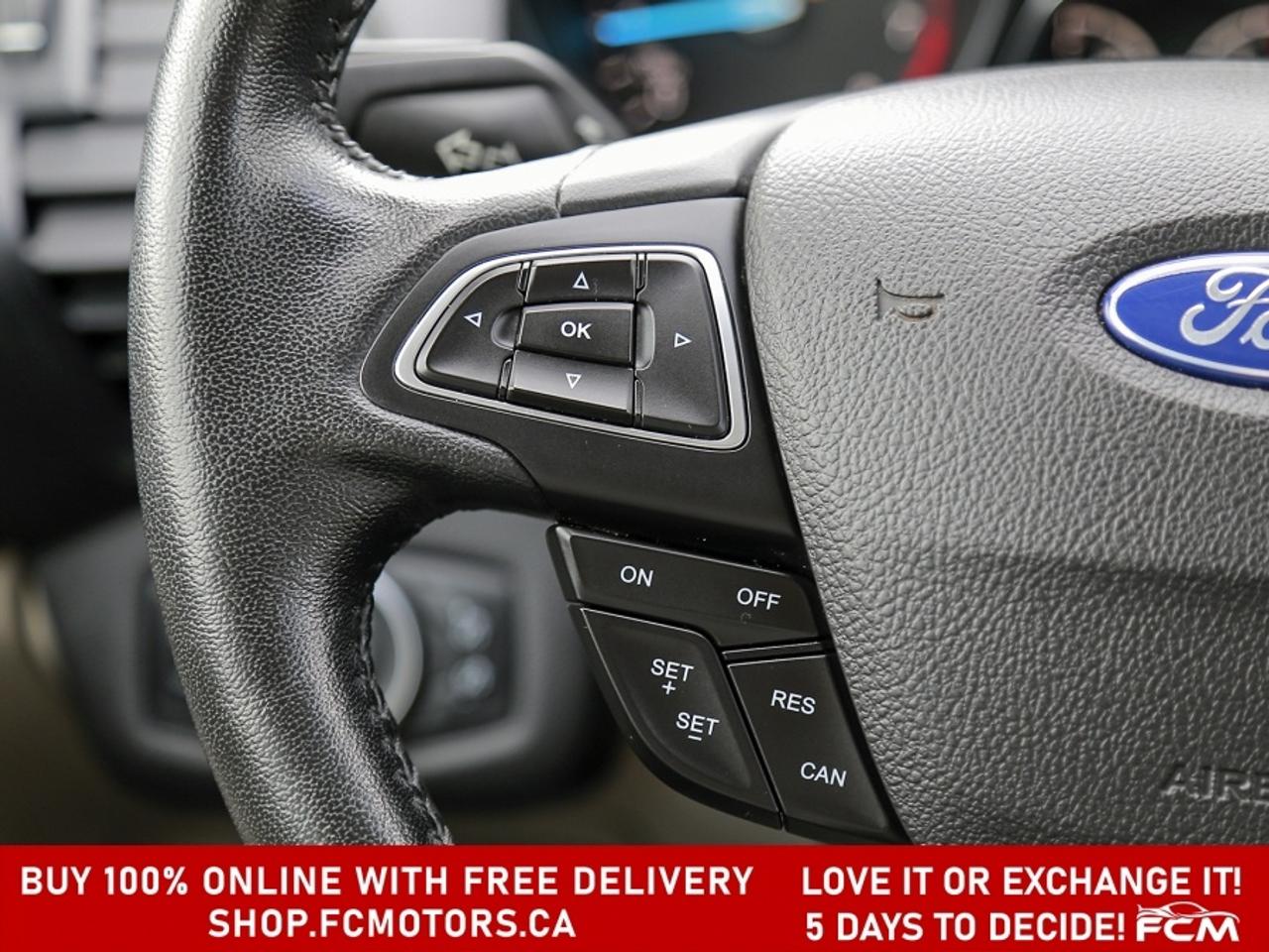 2019 Ford Escape SEL 4WD Photo