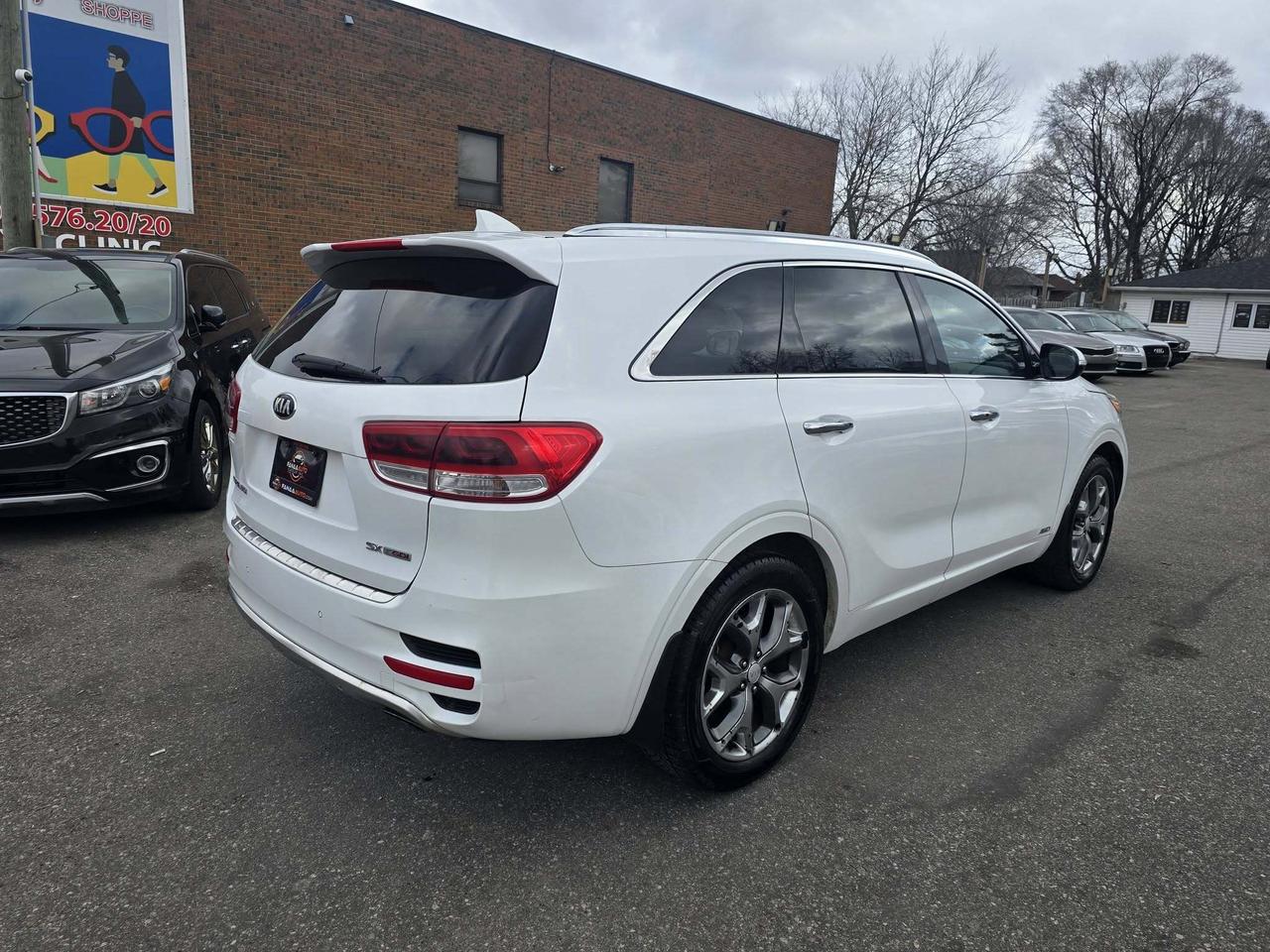 2016 Kia Sorento AWD 4DR 2.0L TURBO SX Photo3