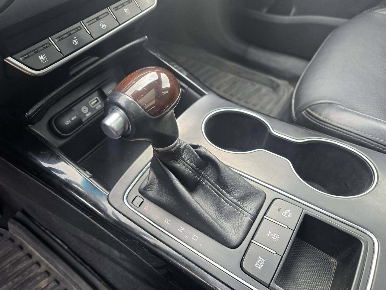 2016 Kia Sorento AWD 4DR 2.0L TURBO SX Photo