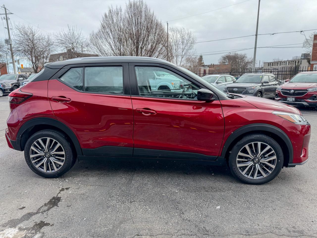 2021 Nissan Kicks SV/LOW KM/NO ACCIDENTS/CAMERA/REMOTE/1.6L/APPLE Photo