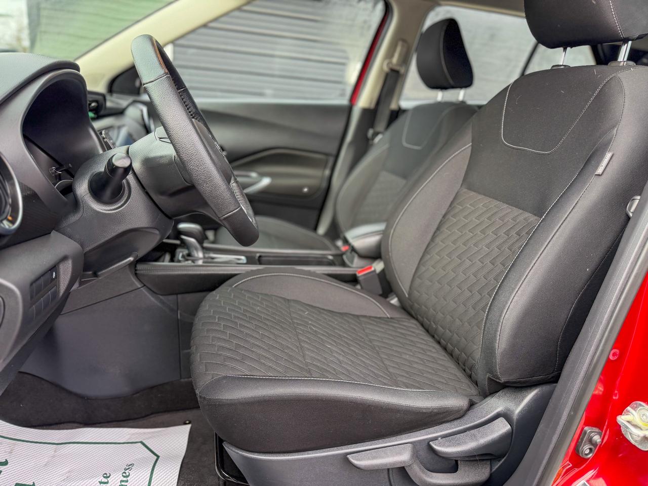 2021 Nissan Kicks SV/LOW KM/NO ACCIDENTS/CAMERA/REMOTE/1.6L/APPLE Photo