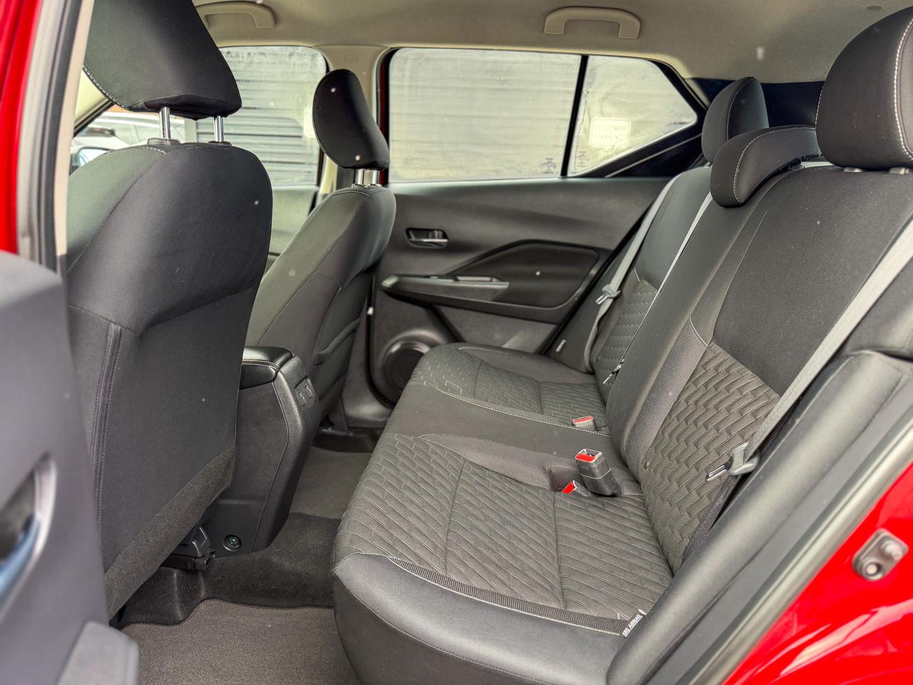 2021 Nissan Kicks SV/LOW KM/NO ACCIDENTS/CAMERA/REMOTE/1.6L/APPLE Photo