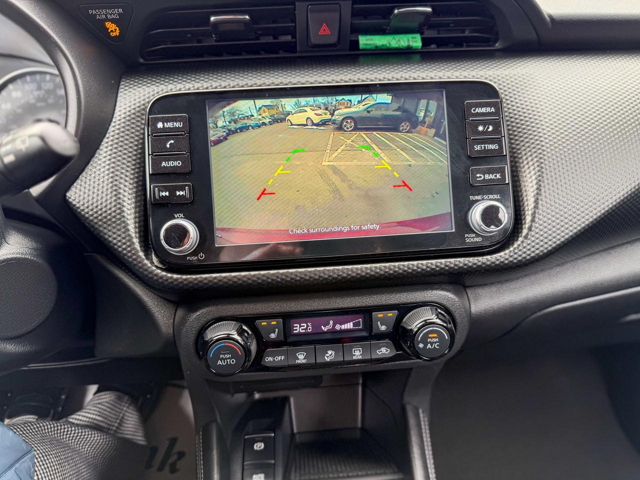 2021 Nissan Kicks SV/LOW KM/NO ACCIDENTS/CAMERA/REMOTE/1.6L/APPLE Photo