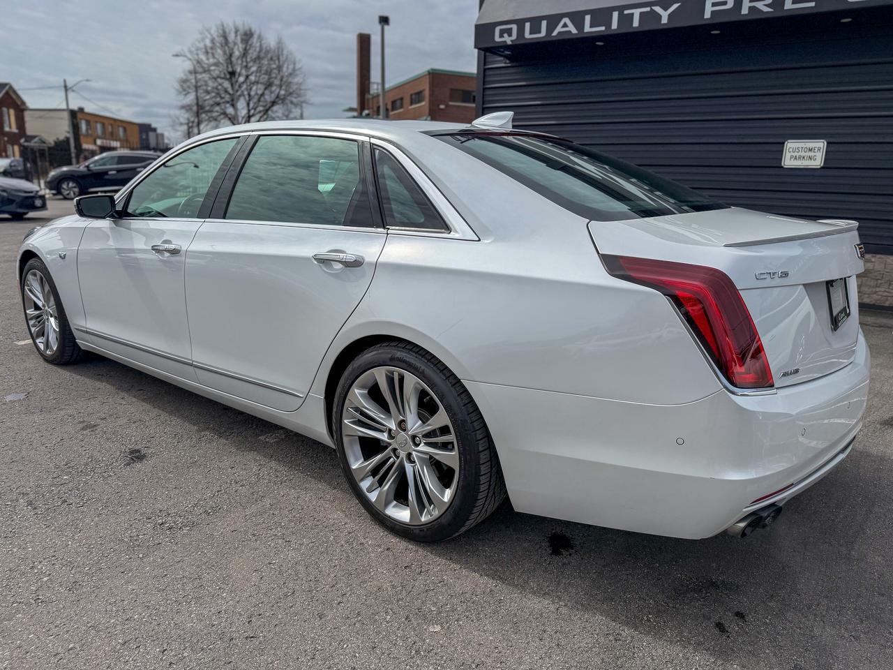 2017 Cadillac CT6 Platinum-AWD/BSM/HUD/NAVI/DVDS/360 CAMERA/REMOTE Photo