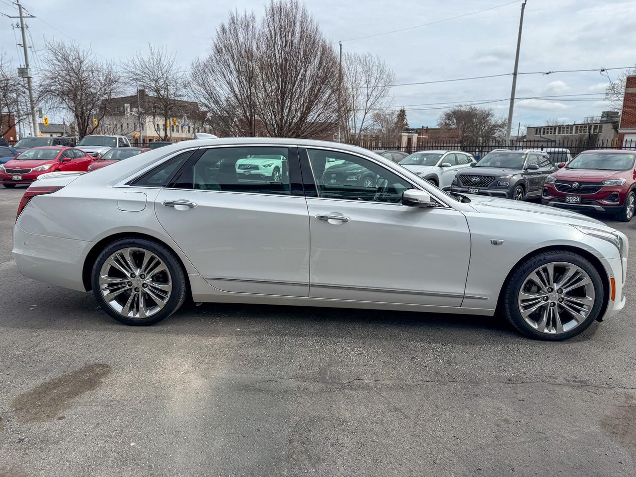 2017 Cadillac CT6 Platinum-AWD/BSM/HUD/NAVI/DVDS/360 CAMERA/REMOTE Photo