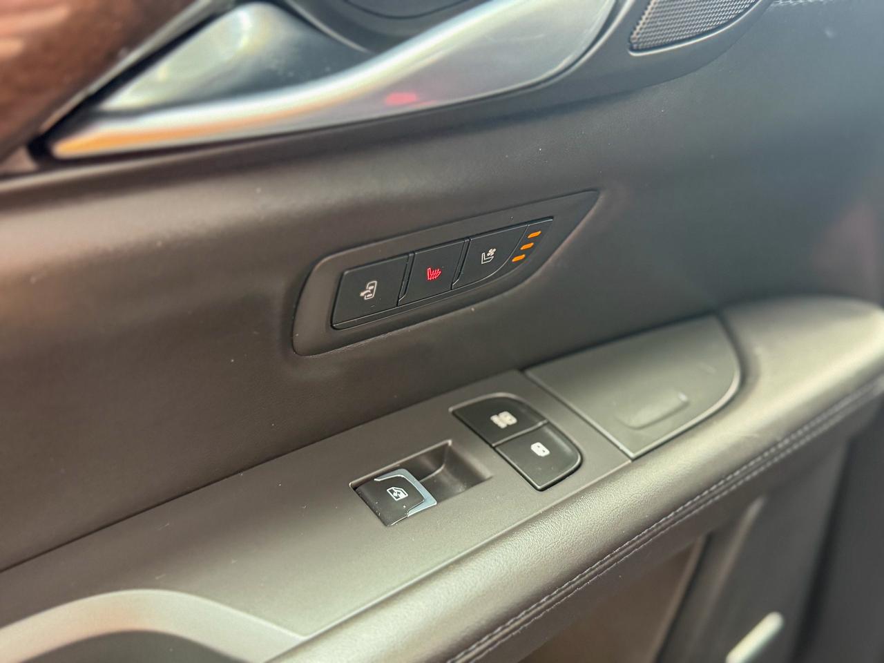 2017 Cadillac CT6 Platinum-AWD/BSM/HUD/NAVI/DVDS/360 CAMERA/REMOTE Photo