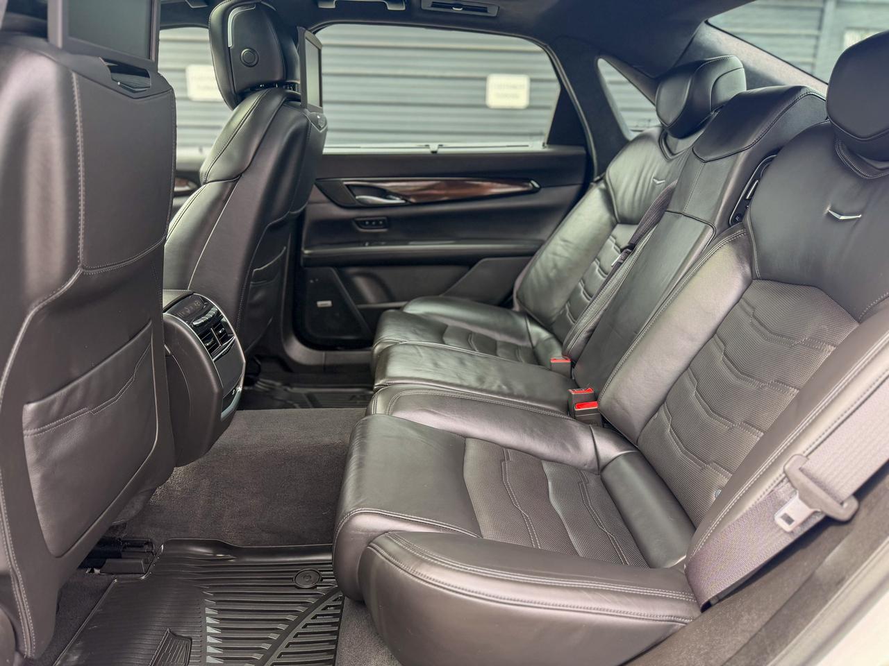 2017 Cadillac CT6 Platinum-AWD/BSM/HUD/NAVI/DVDS/360 CAMERA/REMOTE Photo