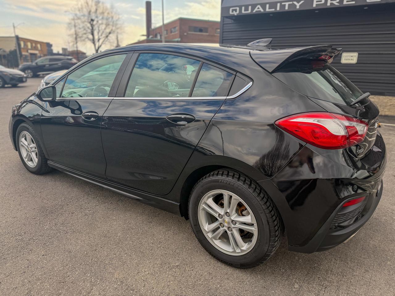 2018 Chevrolet Cruze LT-RS/NO ACCIDENTS/LOW KM/CAMERA/APPLE CARPLAY Photo2