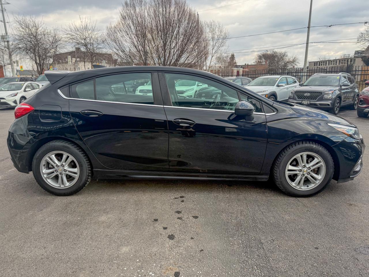 2018 Chevrolet Cruze LT-RS/NO ACCIDENTS/LOW KM/CAMERA/APPLE CARPLAY Photo