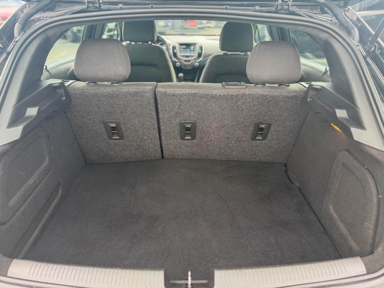 2018 Chevrolet Cruze LT-RS/NO ACCIDENTS/LOW KM/CAMERA/APPLE CARPLAY Photo