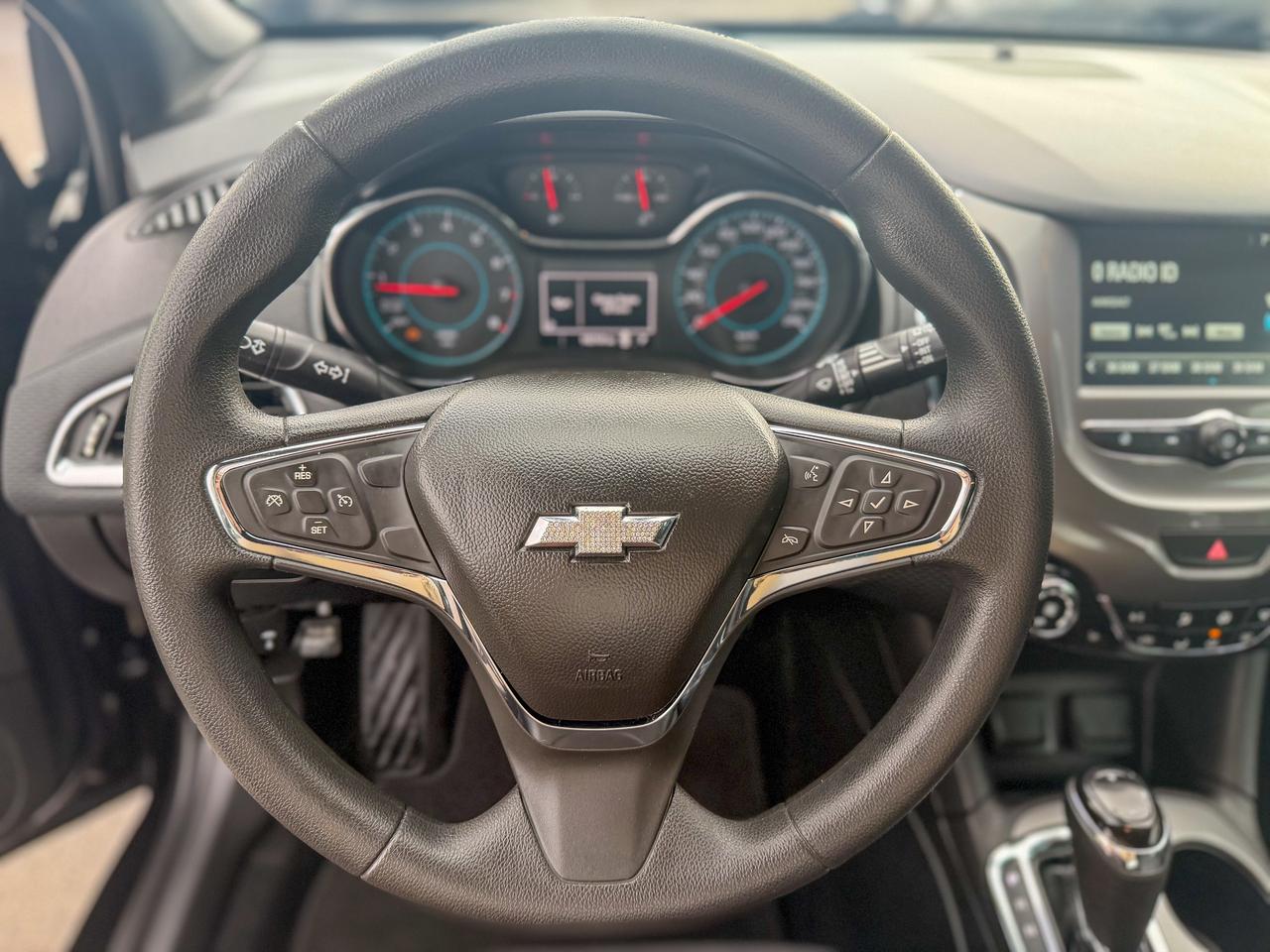 2018 Chevrolet Cruze LT-RS/NO ACCIDENTS/LOW KM/CAMERA/APPLE CARPLAY Photo