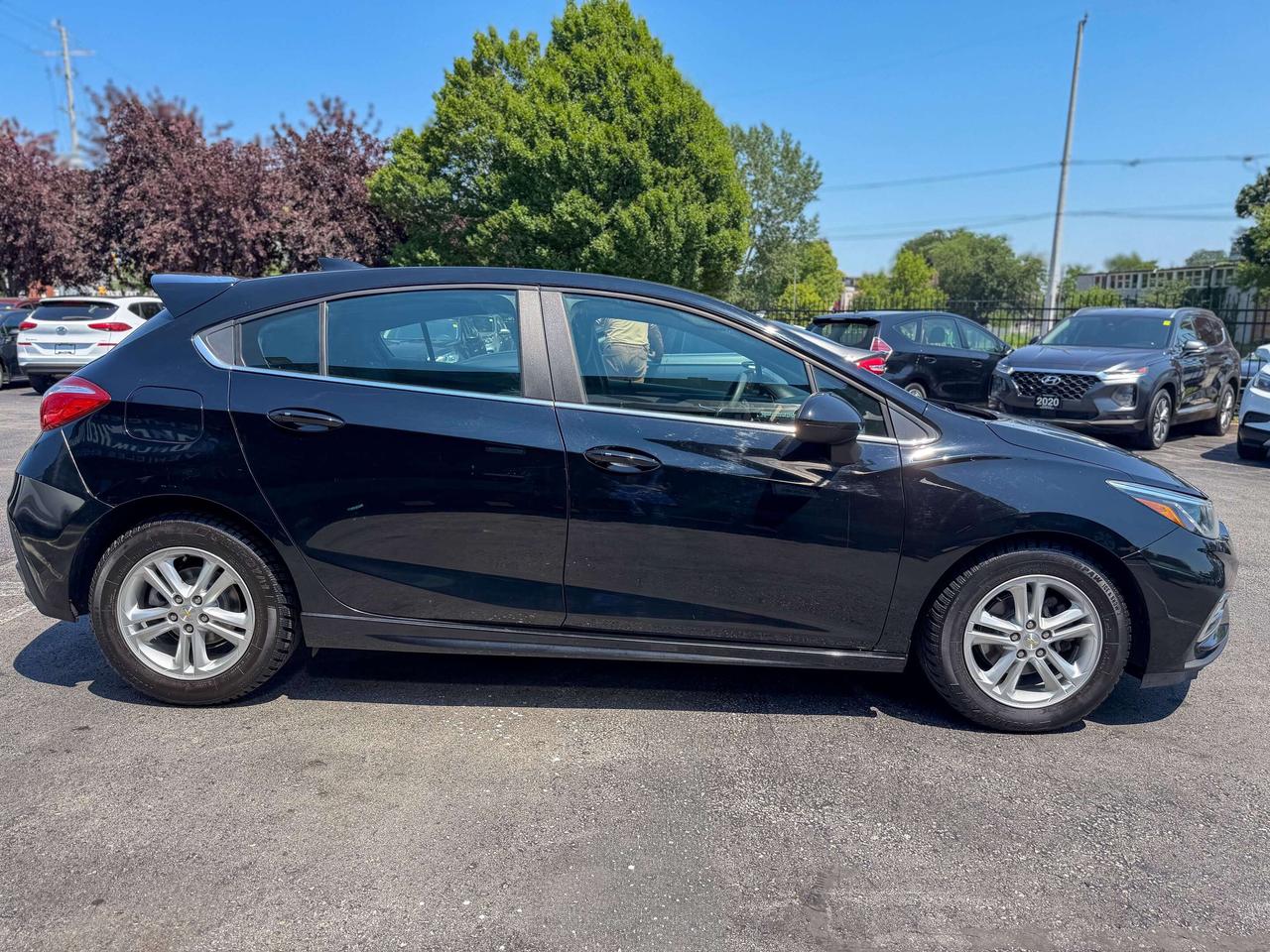 2018 Chevrolet Cruze LT-RS/NO ACCIDENTS/LOW KM/CAMERA/APPLE CARPLAY Photo