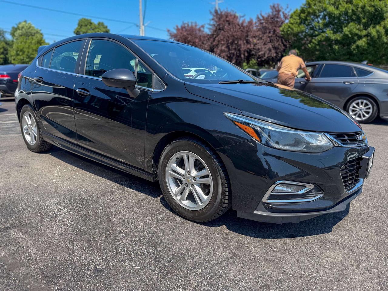 2018 Chevrolet Cruze LT-RS/NO ACCIDENTS/LOW KM/CAMERA/APPLE CARPLAY Photo