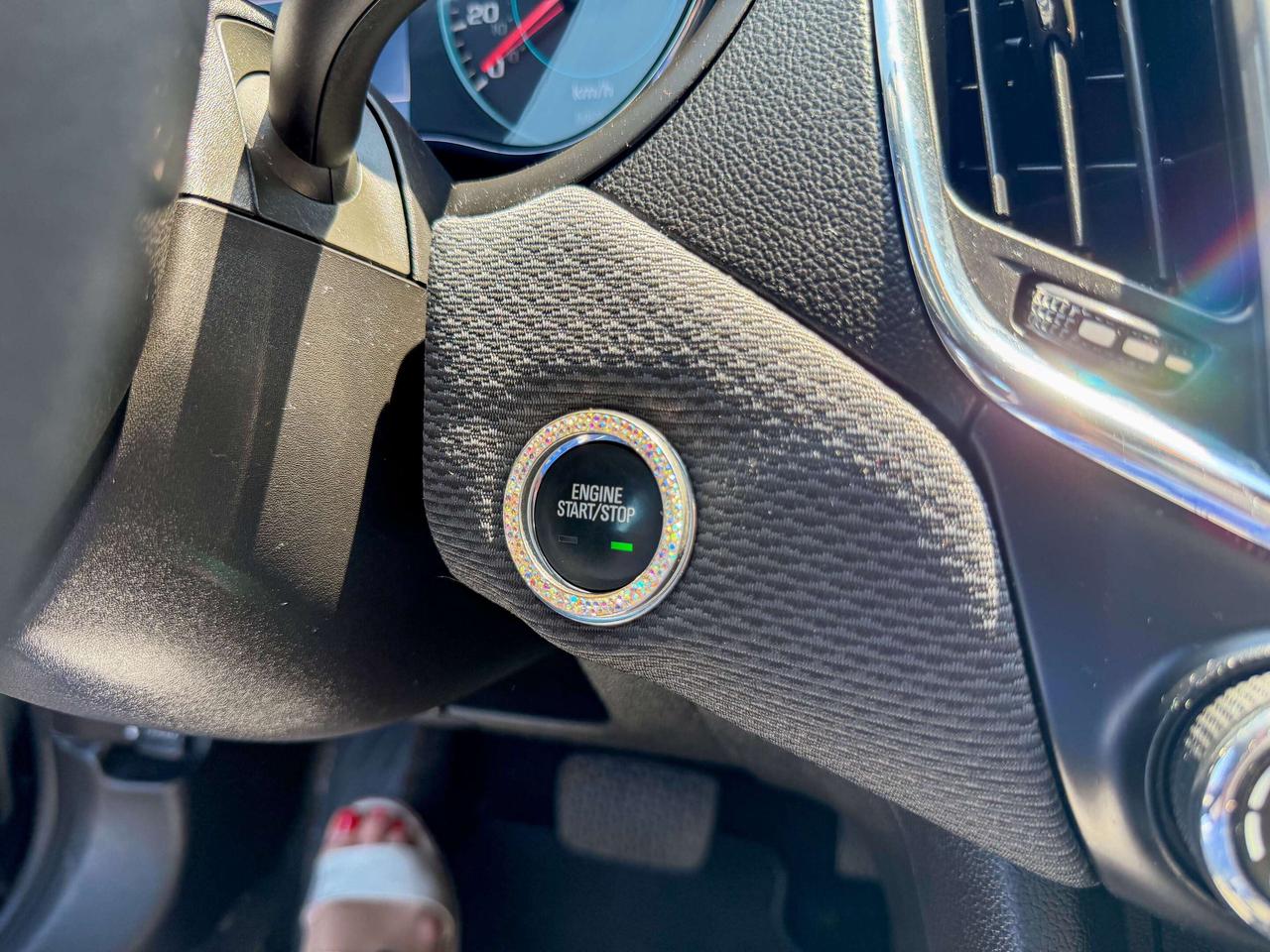 2018 Chevrolet Cruze LT-RS/NO ACCIDENTS/LOW KM/CAMERA/APPLE CARPLAY Photo