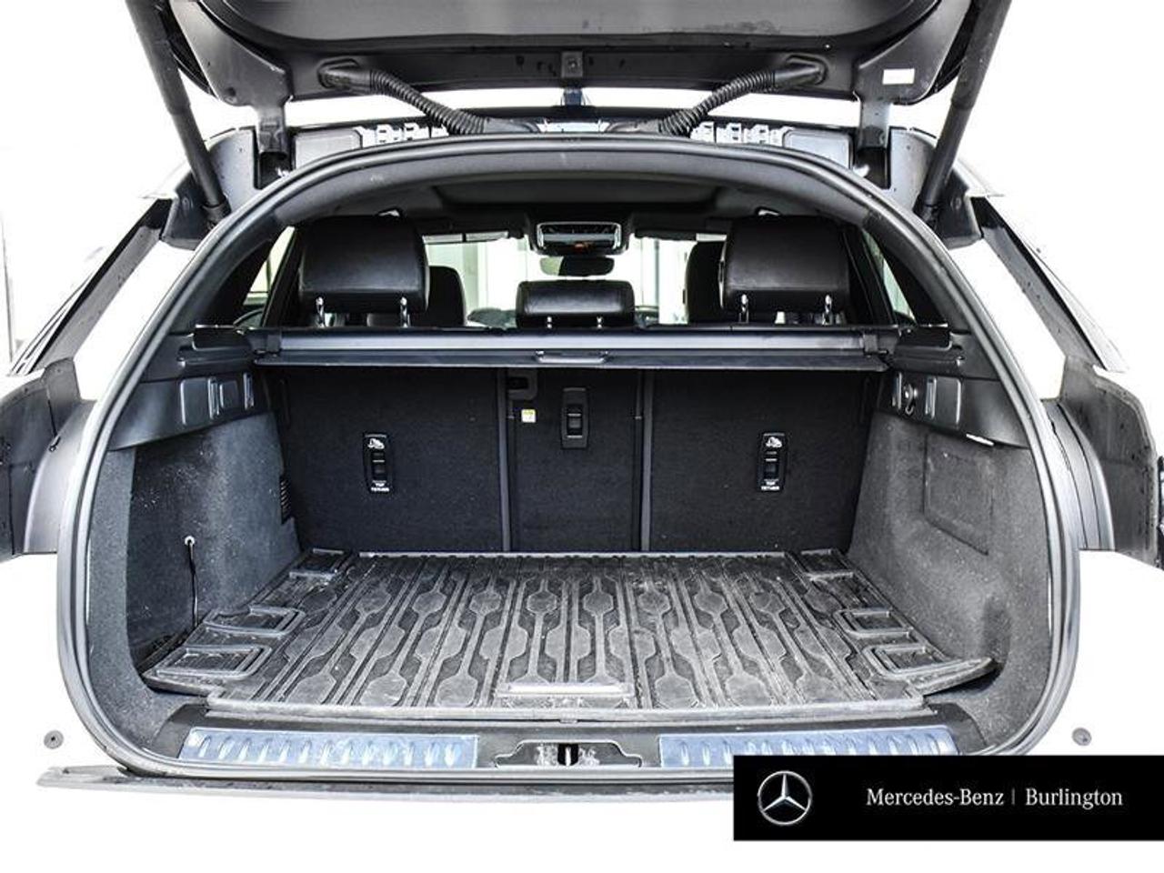 2024 Land Rover Range Rover Velar Dynamic SE Photo