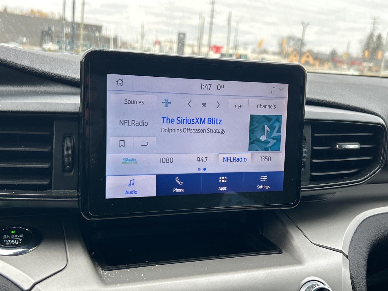 2021 Ford Explorer XLT   Clean Carfax Photo