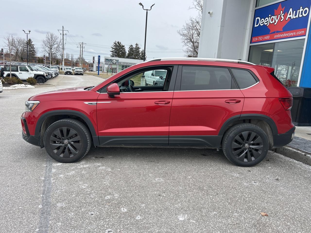 2024 Volkswagen Taos Comfortline   Pano Roof Photo