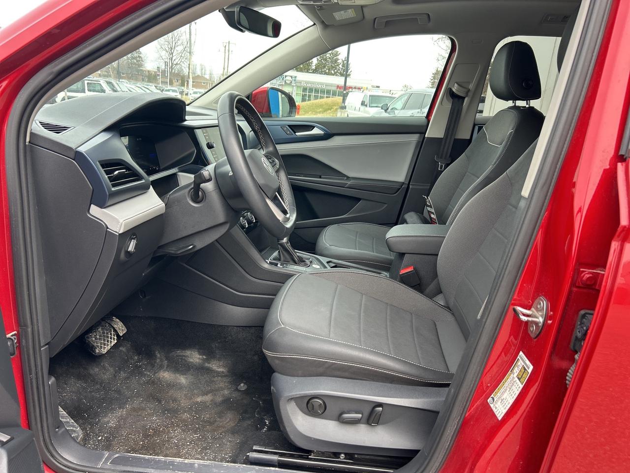 2024 Volkswagen Taos Comfortline   Pano Roof Photo