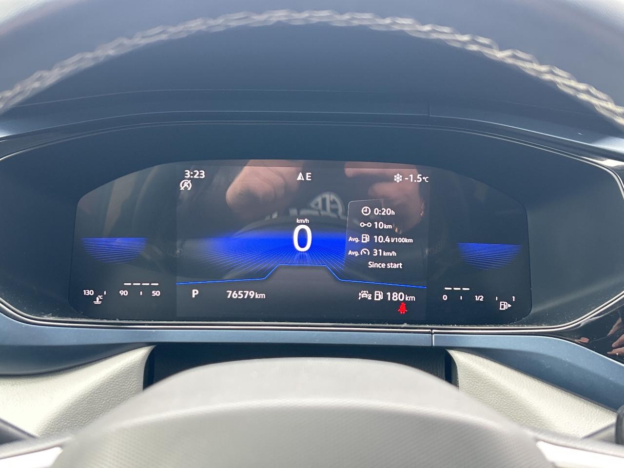 2024 Volkswagen Taos Comfortline   Pano Roof Photo