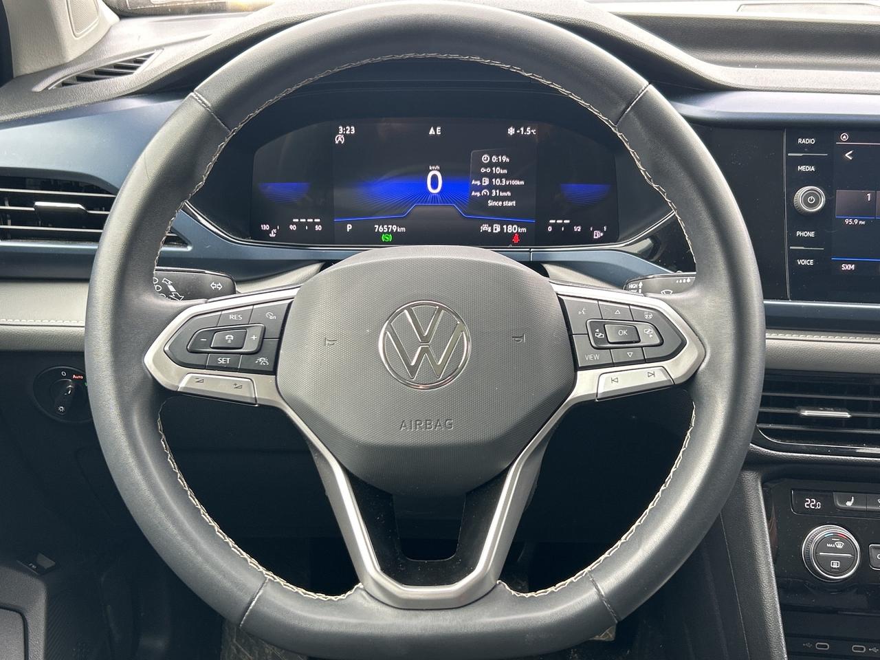 2024 Volkswagen Taos Comfortline   Pano Roof Photo