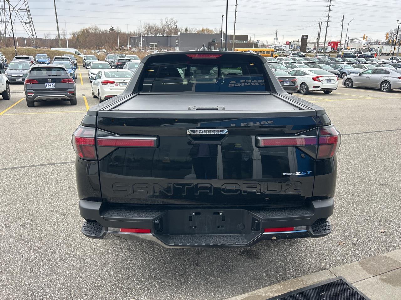 2025 Hyundai Santa Cruz Preferred   Clean Carfax   One Owner Photo