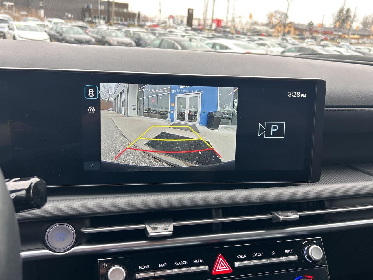 2025 Hyundai Santa Cruz Preferred   Clean Carfax   One Owner Photo