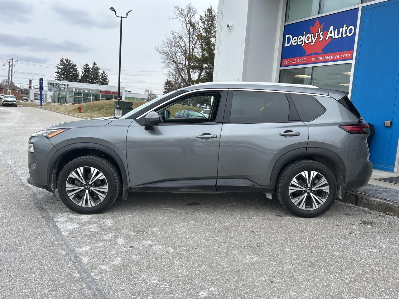 2021 Nissan Rogue SV   Clean Carfax Photo