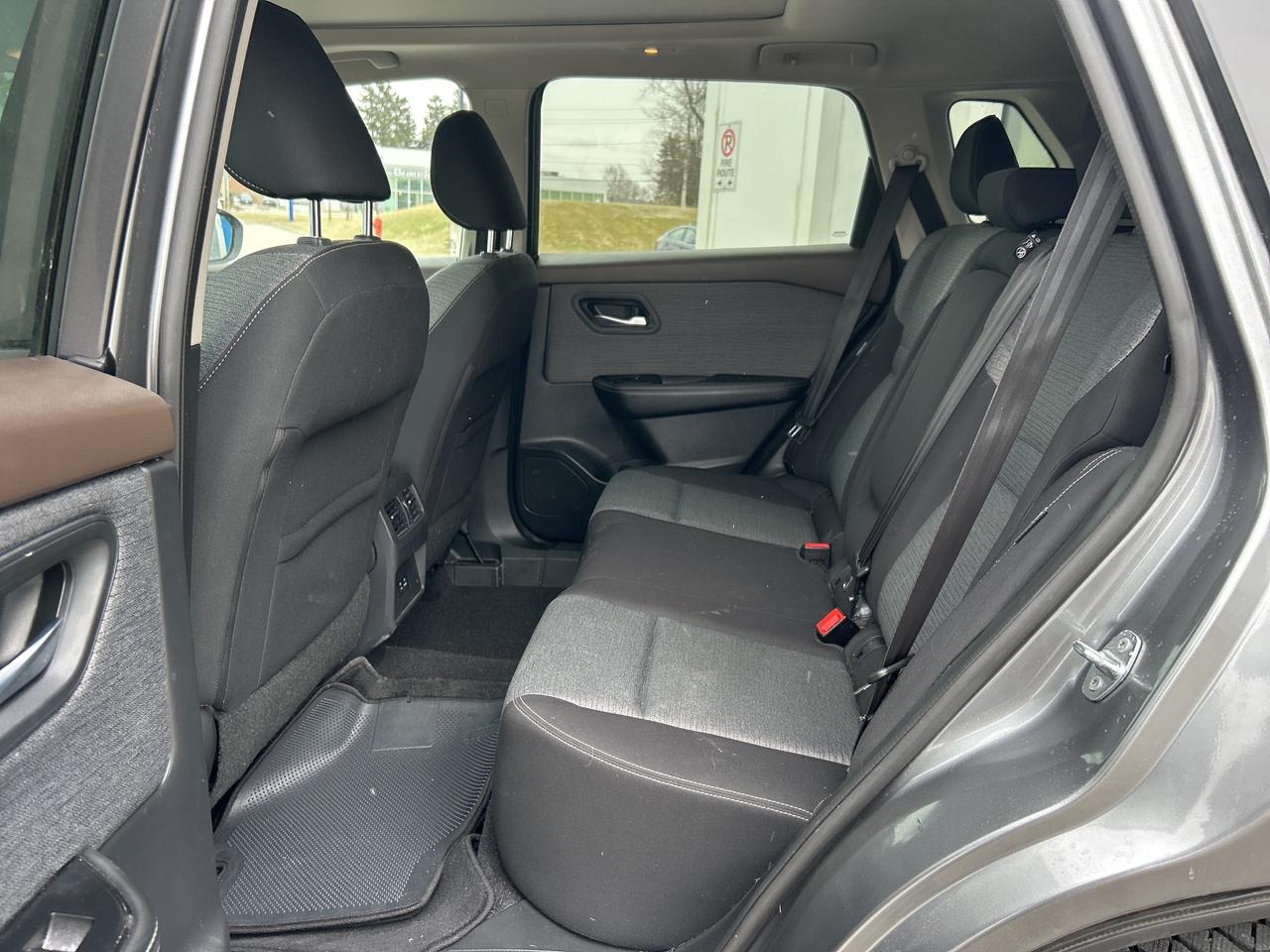 2021 Nissan Rogue SV   Clean Carfax Photo