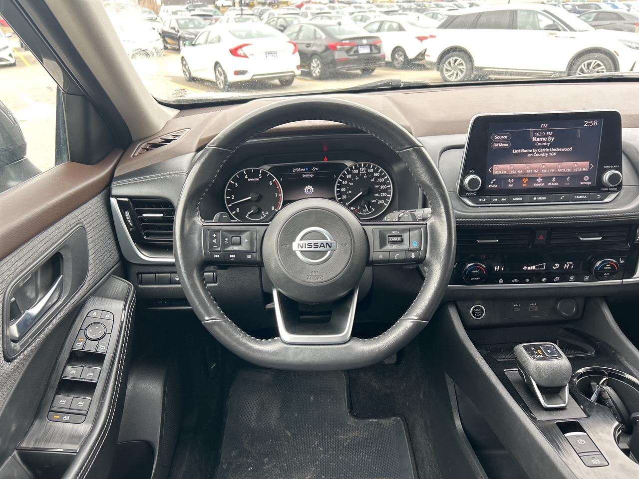 2021 Nissan Rogue SV   Clean Carfax Photo