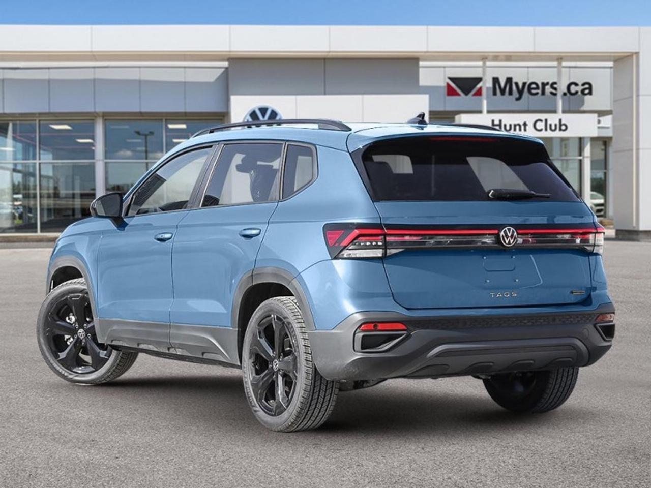 2026 Volkswagen Taos Comfortline Black Edition Photo3