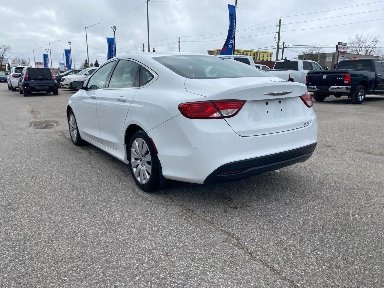 2015 Chrysler 200 LX ~Bluetooth ~Power Locks + Mirrors ~LOW KM! Photo