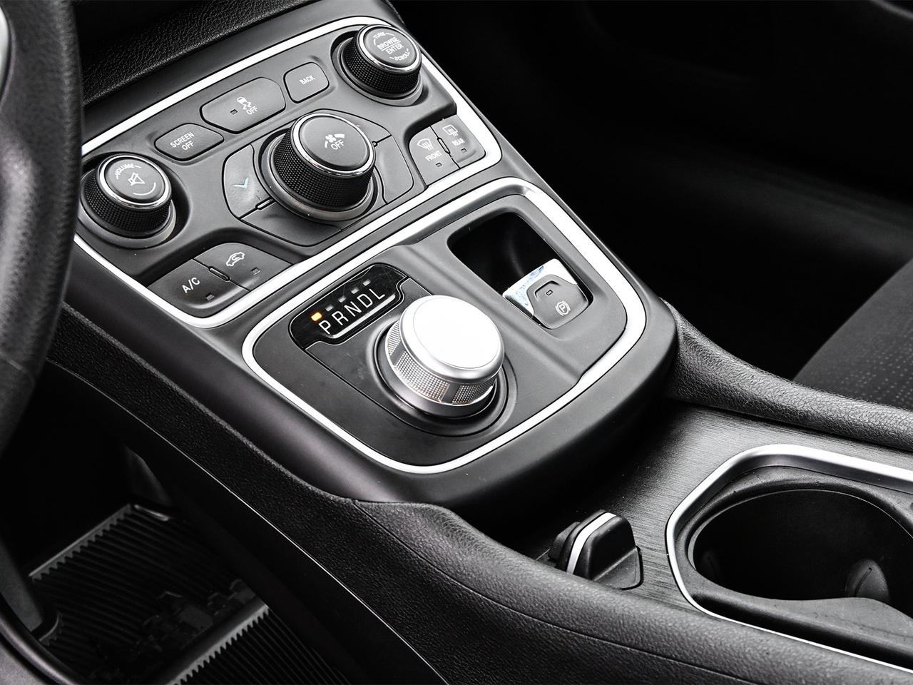2015 Chrysler 200 LX ~Bluetooth ~Power Locks + Mirrors ~LOW KM! Photo