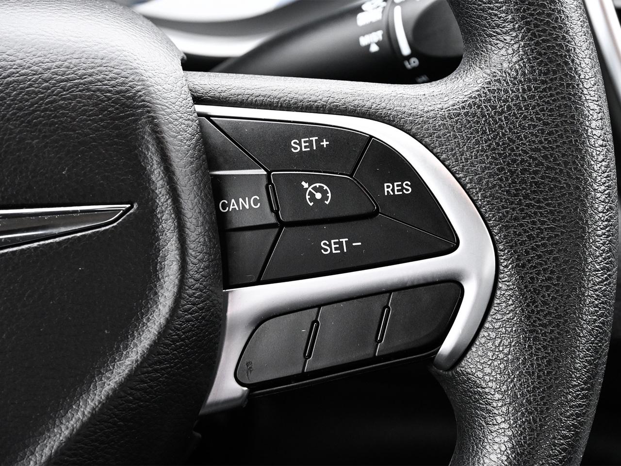 2015 Chrysler 200 LX ~Bluetooth ~Power Locks + Mirrors ~LOW KM! Photo