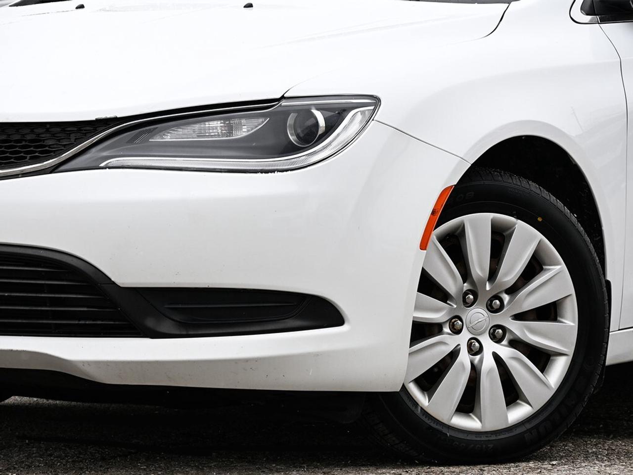 2015 Chrysler 200 LX ~Bluetooth ~Power Locks + Mirrors ~LOW KM! Photo