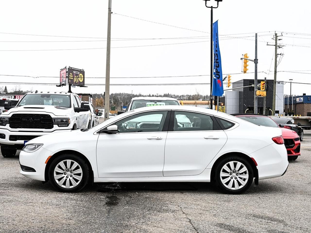 2015 Chrysler 200 LX ~Bluetooth ~Power Locks + Mirrors ~LOW KM! Photo3