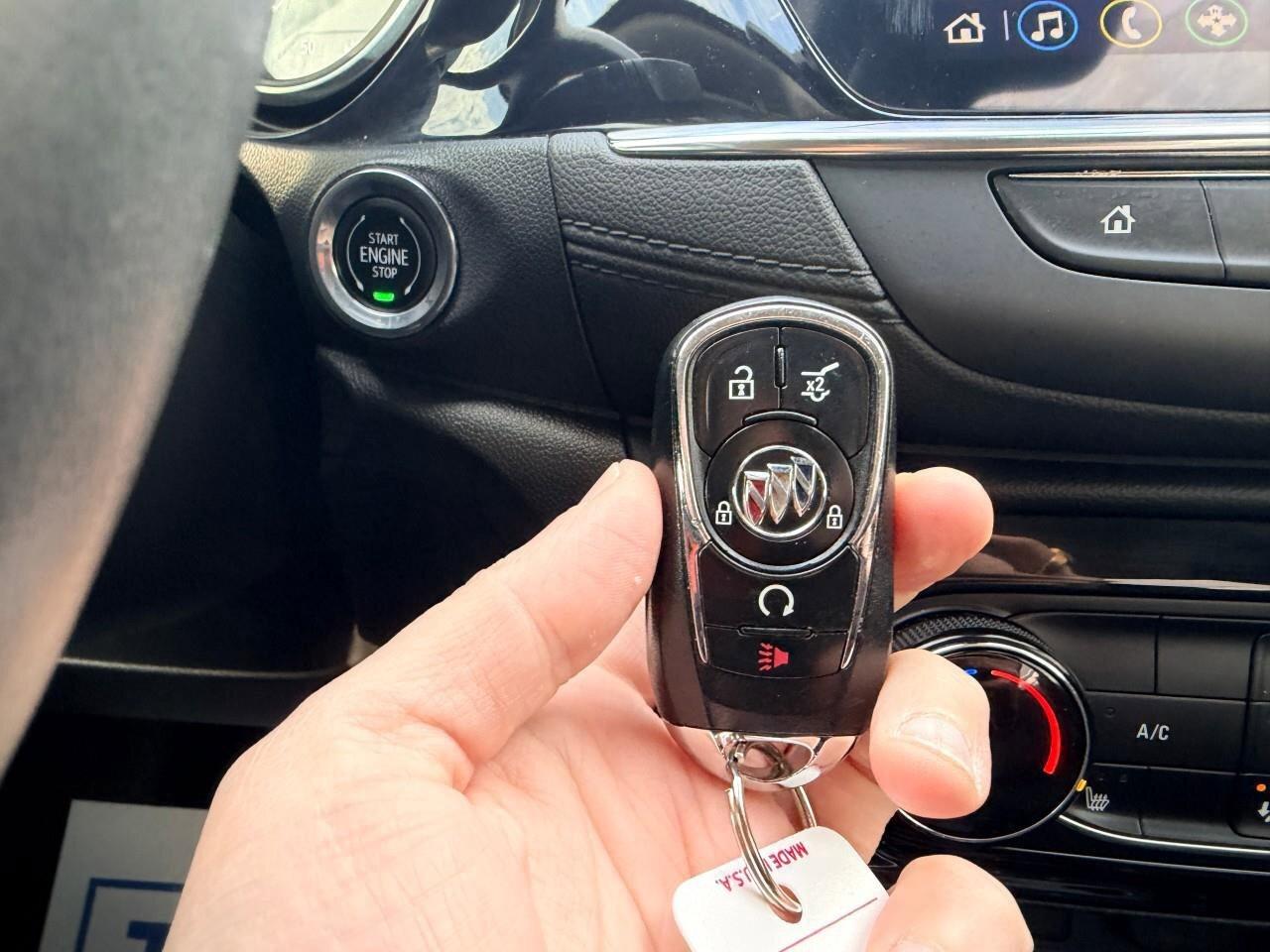 2022 Buick Encore GX FWD 4dr Preferred Photo