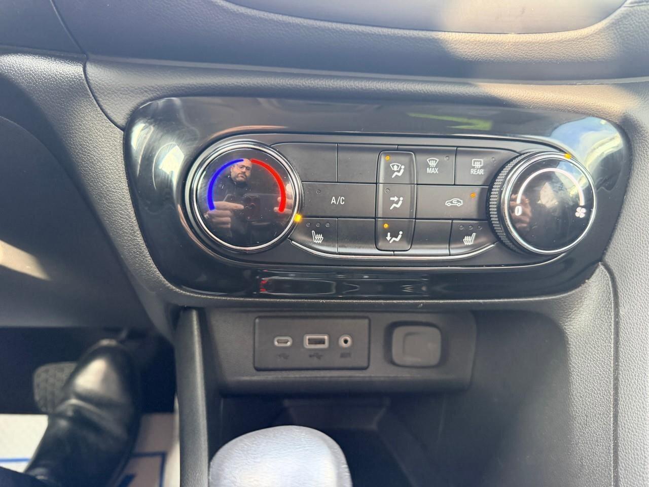 2022 Buick Encore GX FWD 4dr Preferred Photo