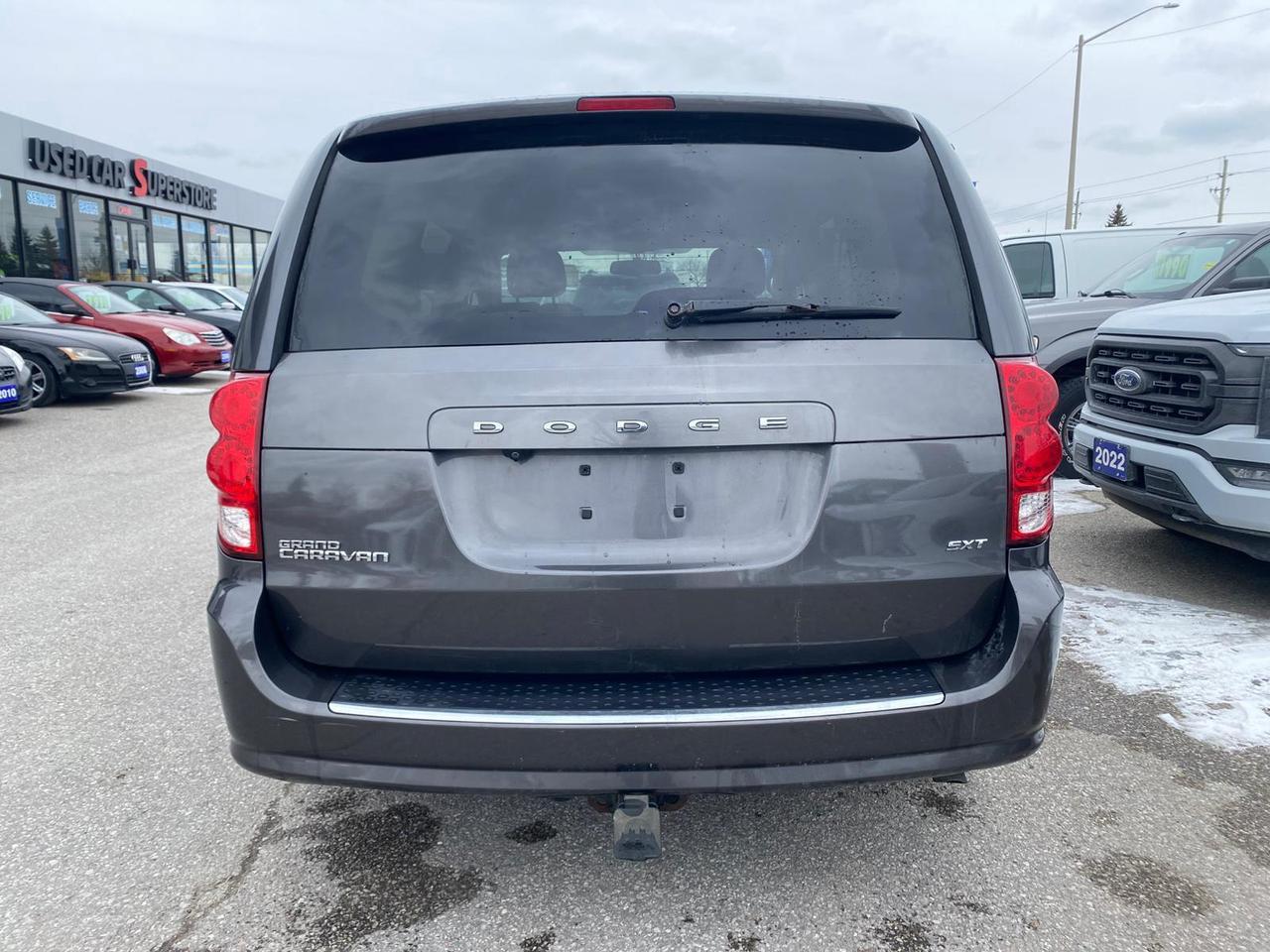 2016 Dodge Grand Caravan SXT ~Heated Mirrors ~Alloys ~Stow 'N Go ~Cam ~A/C Photo2