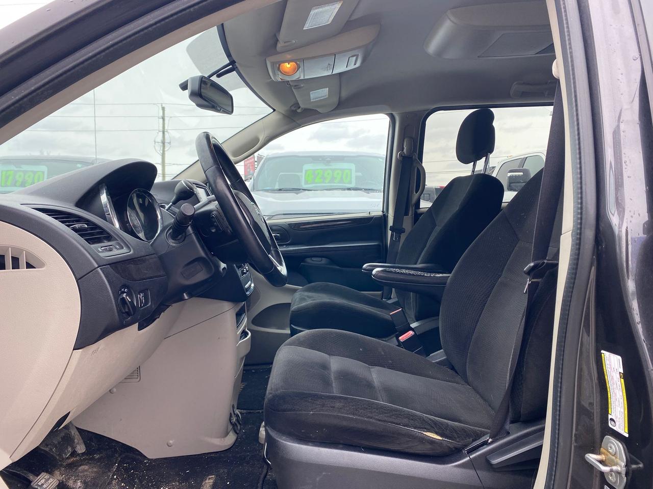 2016 Dodge Grand Caravan SXT ~Heated Mirrors ~Alloys ~Stow 'N Go ~Cam ~A/C Photo