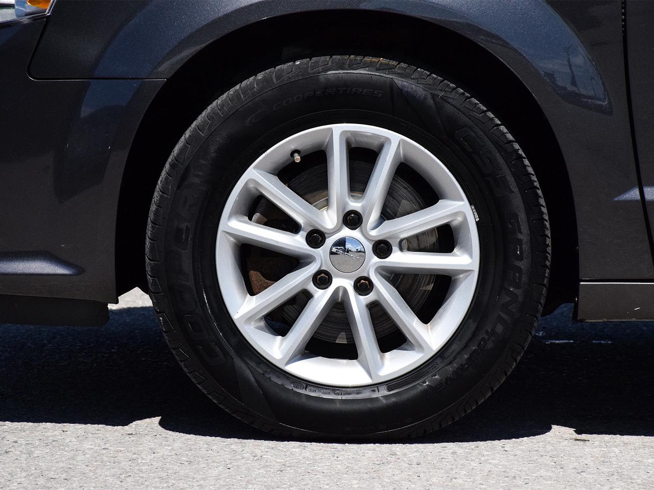 2016 Dodge Grand Caravan SXT ~Heated Mirrors ~Alloys ~Stow 'N Go ~Cam ~A/C Photo