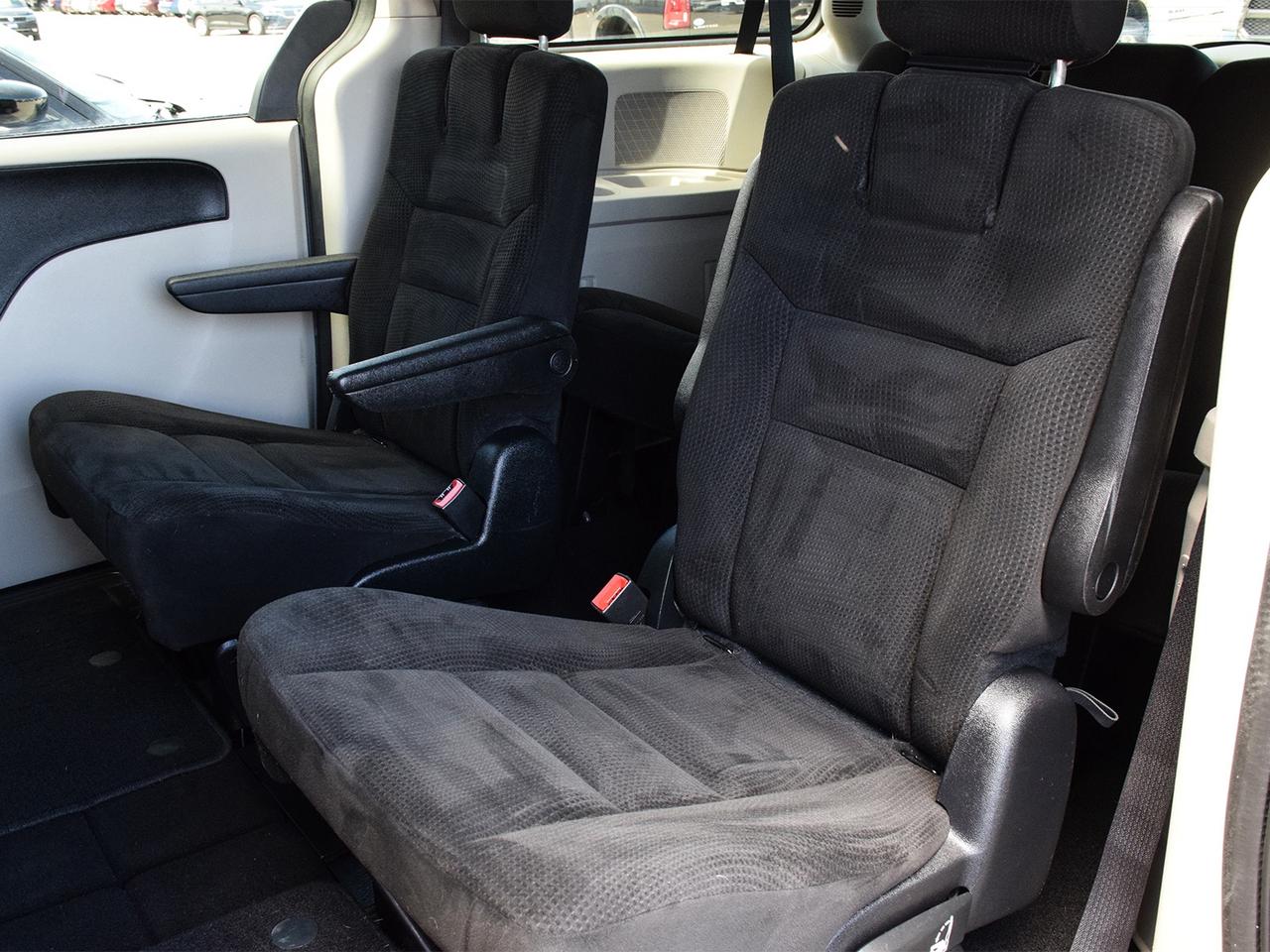 2016 Dodge Grand Caravan SXT ~Heated Mirrors ~Alloys ~Stow 'N Go ~Cam ~A/C Photo