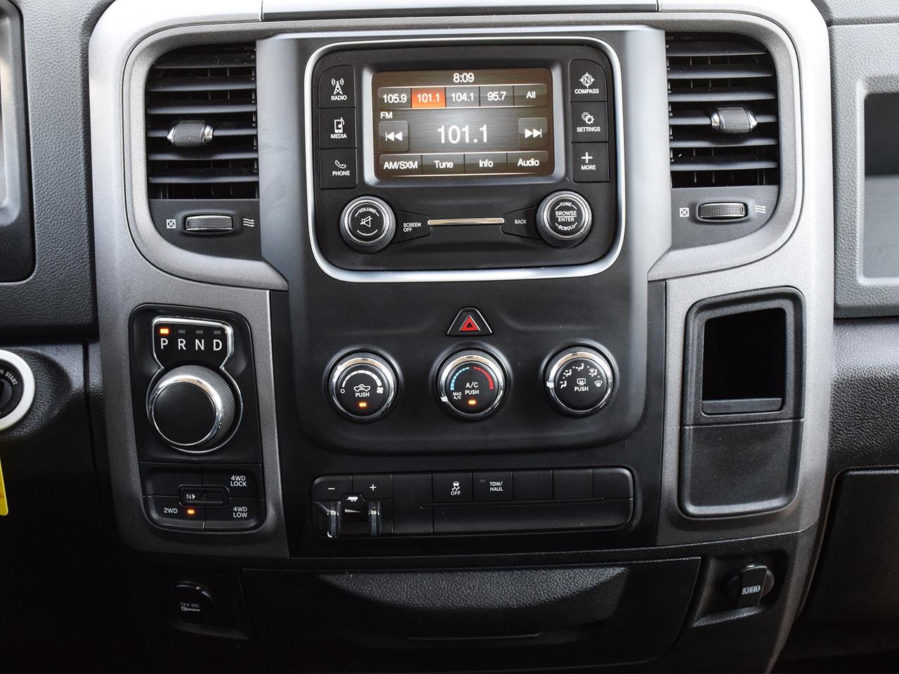 2018 RAM 1500 Express Crew Cab 4x4 ~HEMI ~Bluetooth ~Camera ~20s Photo