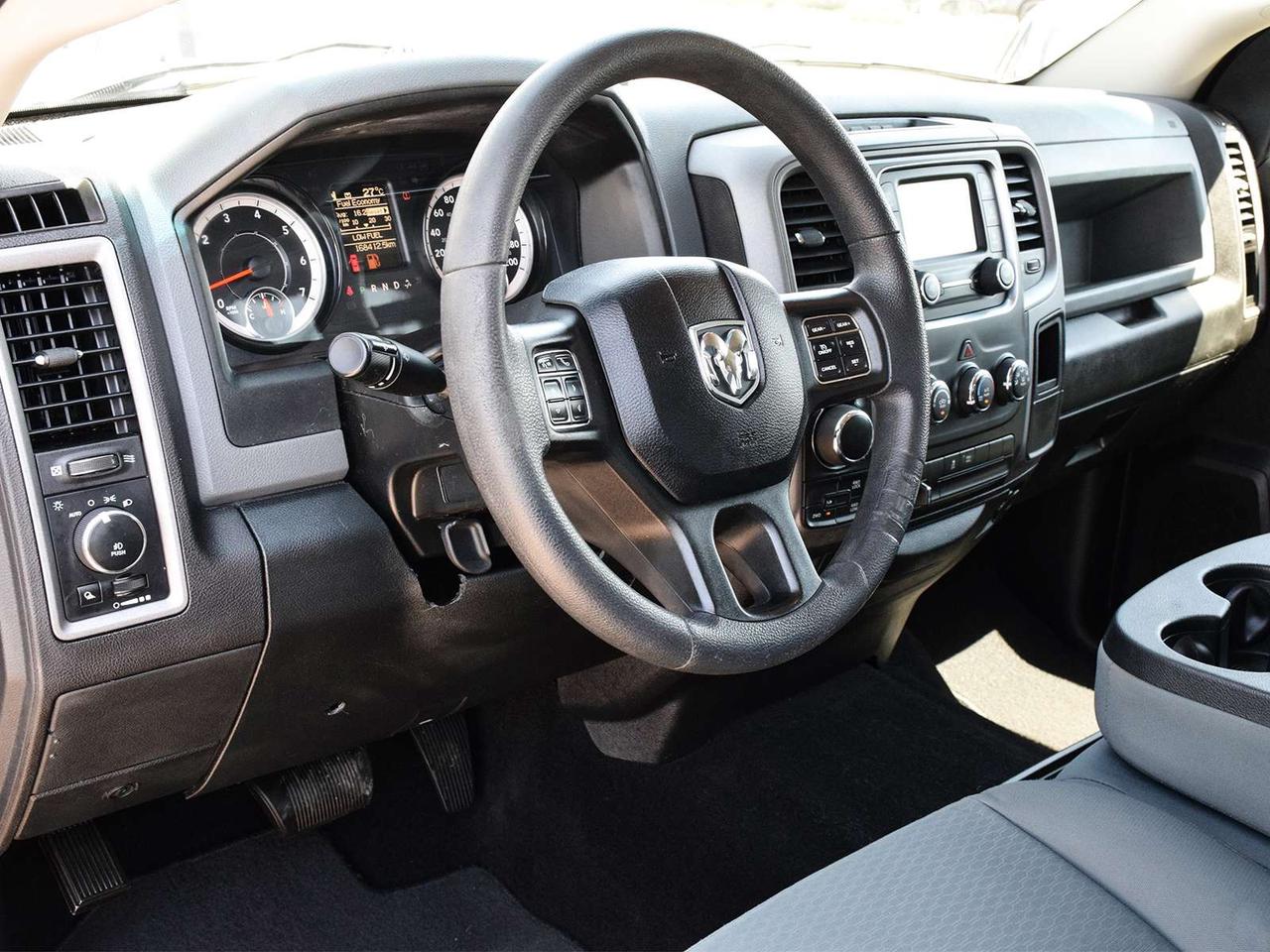 2018 RAM 1500 Express Crew Cab 4x4 ~HEMI ~Bluetooth ~Camera ~20s Photo