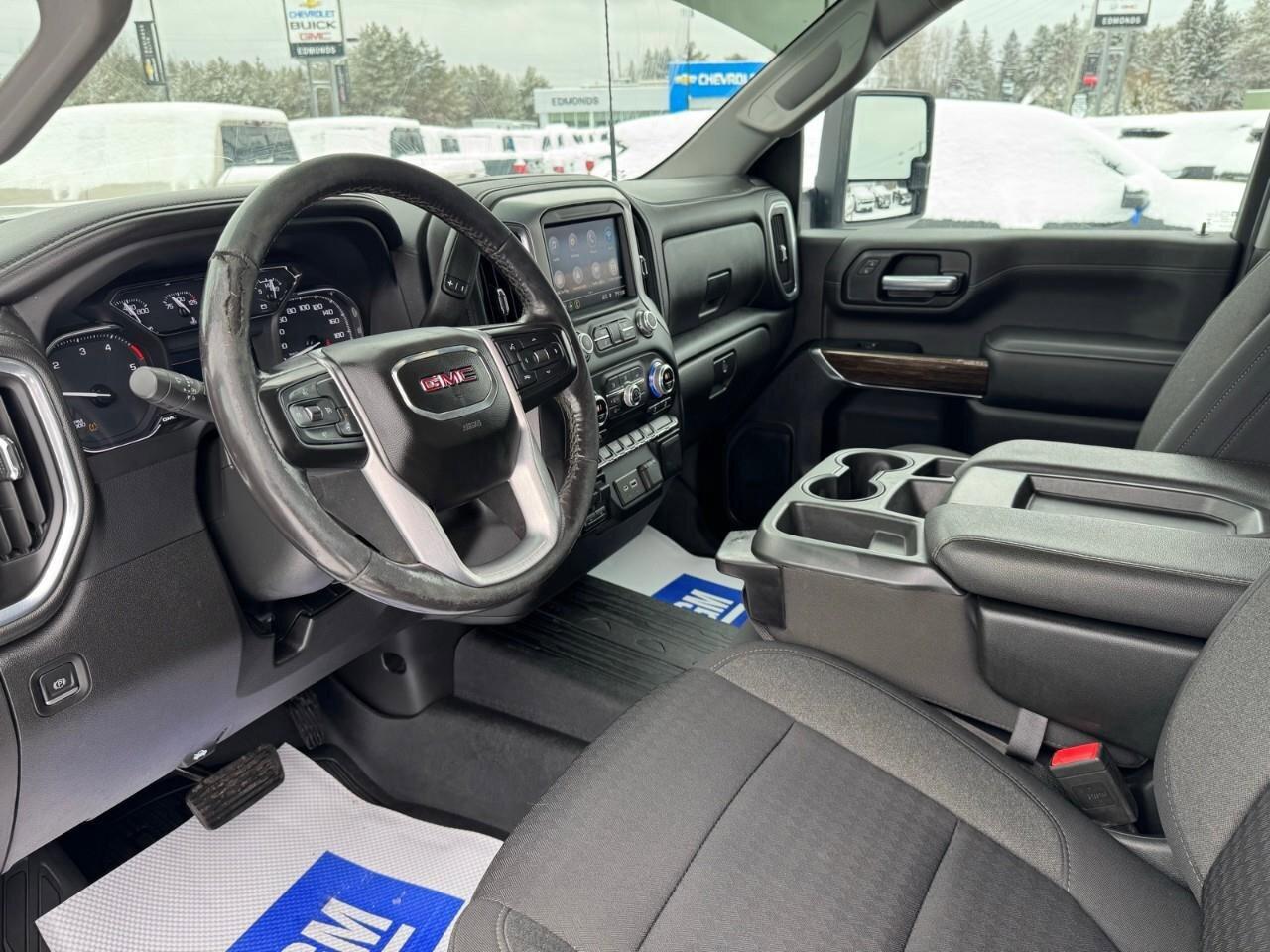 2023 GMC SIERRA 2500HD SLETrailer Brake Controller   Remote Start   Heate Photo