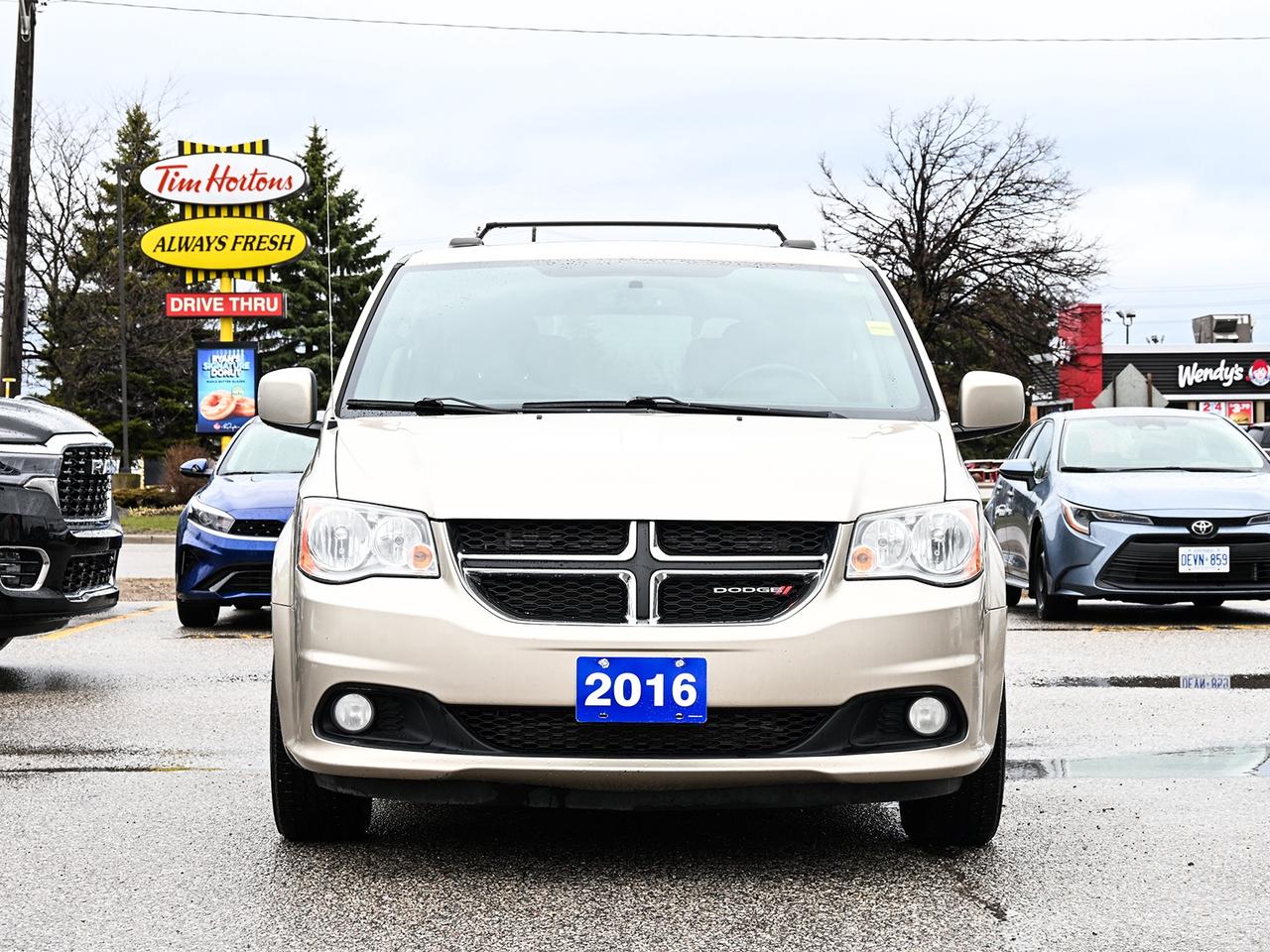 2016 Dodge Grand Caravan SXT ~Leather ~Cam ~Bluetooth ~Stow 'N Go ~Alloys Photo2