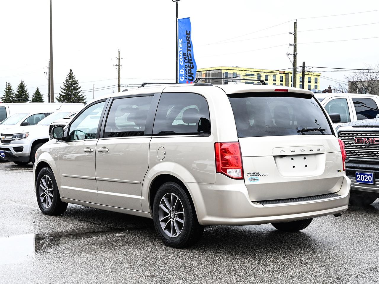 2016 Dodge Grand Caravan SXT ~Leather ~Cam ~Bluetooth ~Stow 'N Go ~Alloys Photo